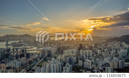 the Kowloon is characterized by its mix of modern skyscrapers 118858675