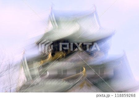 南海トラフ巨大地震発生イメージ ( 大阪城公園天守閣 ) 南海トラフ巨大地震発生イメージ ( 大阪城公園天守閣 ) 118859268