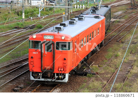 【道南いさりび鉄道】キハ40形1700番台〜首都圏色＋濃緑色〜（道南いさりび鉄道線：七重浜〜五稜郭） 118860671