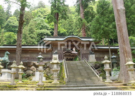 紙祖神 岡太神社・大瀧神社　里宮の神門 118868035