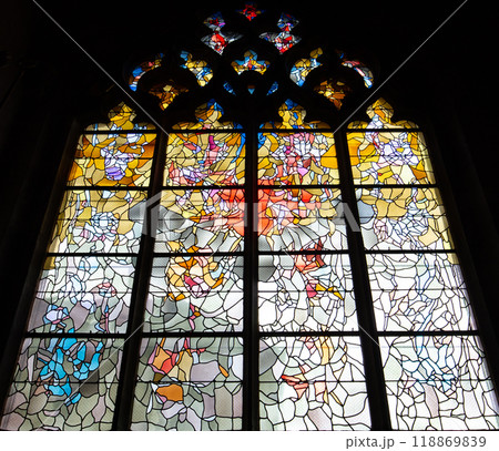 Church of Vernon, France, interiors 118869839