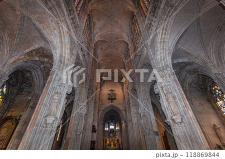 Church of Vernon, France, interiors Church of Vernon, France, interiors 118869844