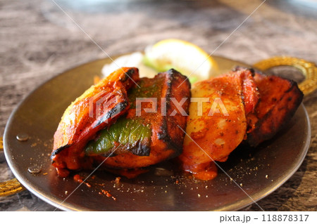 インド料理　パニールティッカ（タンドリーチーズ） 118878317