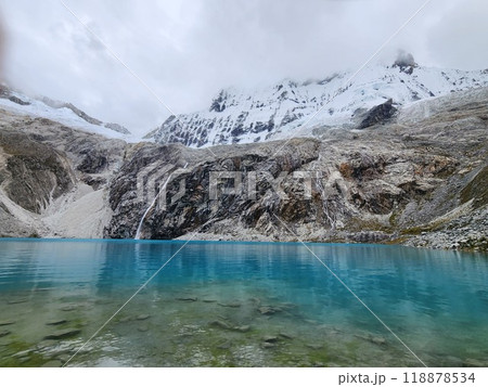 Blue Water at Laguna 69 in Peru 118878534