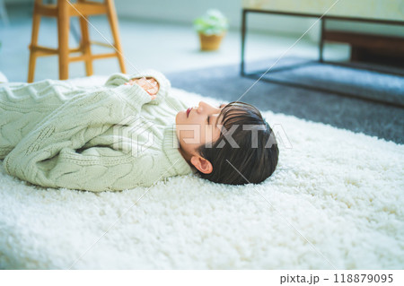 女性ポートレート 118879095