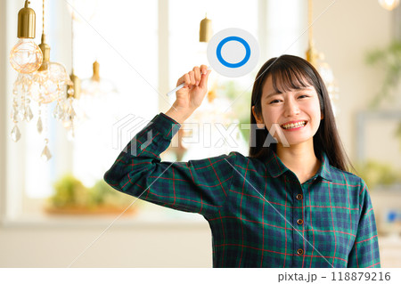 女性ポートレート 118879216