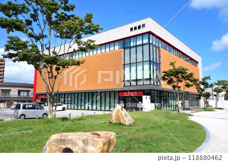 青森銀行八戸支店の外観 118880462