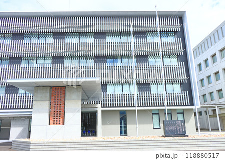 福井県敦賀市、敦賀市役所の風景 118880517