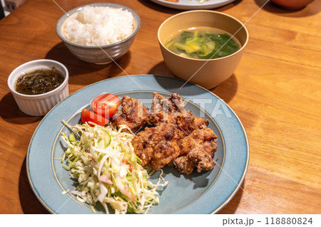 みんな大好き唐揚げ 118880824