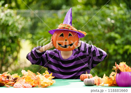 Family decorating home. Halloween arts and crafts. 118881660