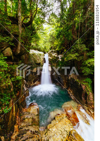 Ryujin Falls in Nakatsugawa City Japan Ryujin Falls in Nakatsugawa City Japan 118881954