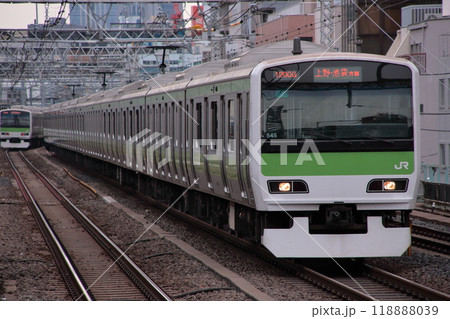 6ドア車サハE231号車を連結して山手線を走行するE231-500系電車_2010/2/17撮影 6ドア車サハE231号車を連結して山手線を走行するE231-500系電車_2010/2/17撮影 118888039