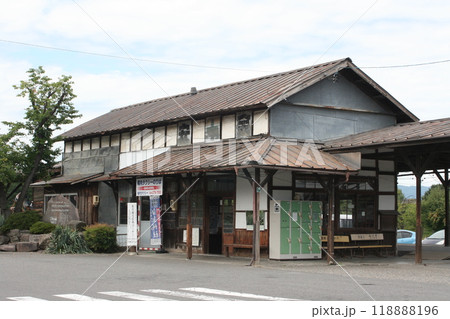 長野電鉄屋代線 旧松代駅舎 118888196