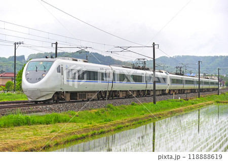 北陸本線 津幡ー倶利伽羅 JR西日本 681系 W14+W03編成(金沢) はくたか 北陸本線 津幡ー倶利伽羅 JR西日本 681系 W14+W03編成(金沢) はくたか 118888619
