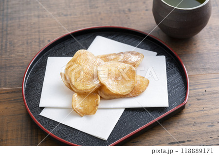 さつまいもチップス さつまいもチップス 118889171