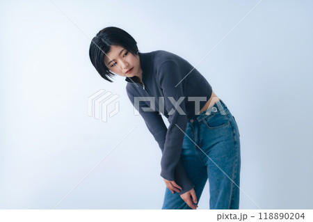 女性のファッションポートレート 118890204