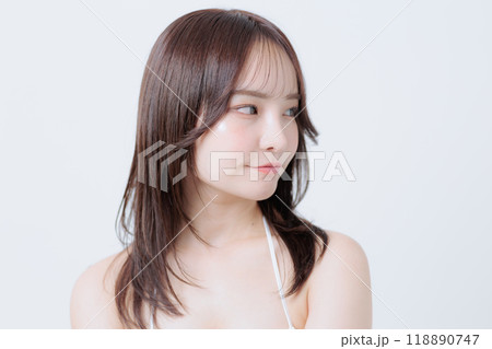 韓国メイクのベーシックビューティー 118890747