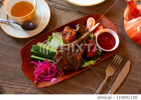Uzbek food kazan-kabob 118892186