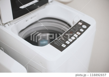 縦型の洗濯機 縦型の洗濯機 118892837