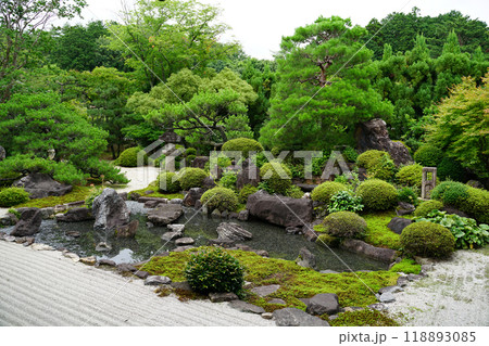 妙満寺の雪の庭 妙満寺の雪の庭 118893085