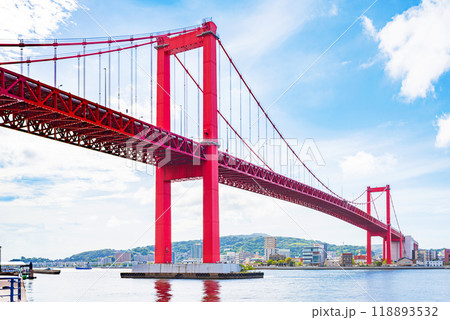 北九州市のシンボル若戸大橋 118893532