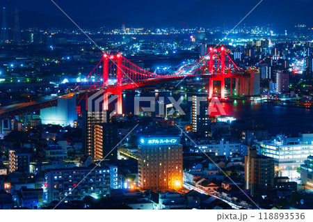 北九州市のシンボル若戸大橋と美しい夜景 118893536