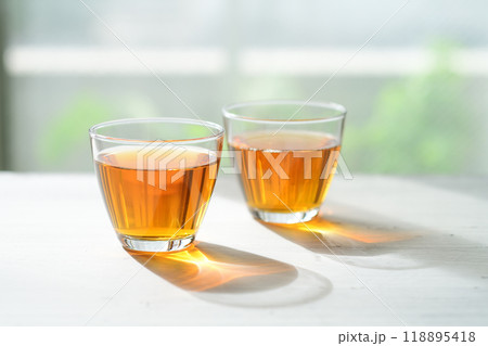 お茶　冷たいお茶 118895418