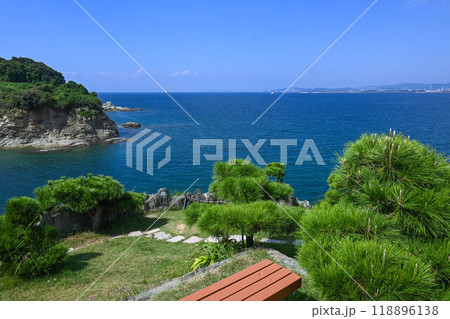 番所庭園と雑賀の浦　風景 118896138