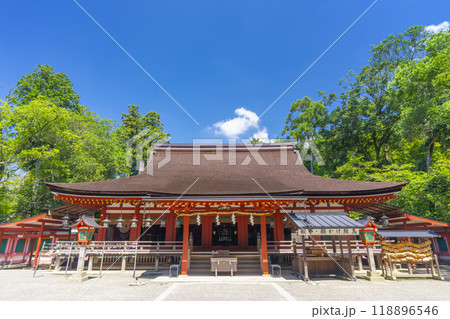 石上神宮 拝殿(奈良県天理市) 石上神宮 拝殿(奈良県天理市) 118896546