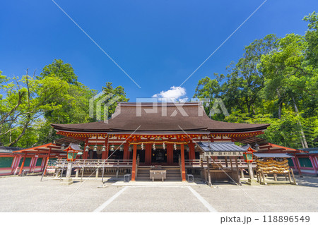 石上神宮　拝殿（奈良県天理市） 118896549