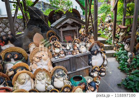滋賀県 やきものの町 信楽 滋賀県 やきものの町 信楽 118897100
