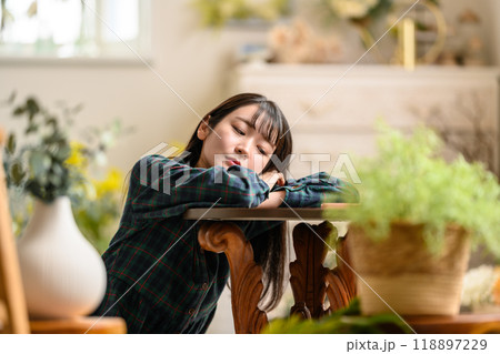 女性ポートレート 118897229