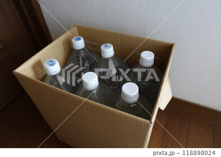 非常用のペットボトル 非常用のペットボトル 118898024