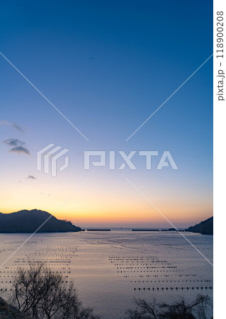 【港素材】大船渡湾の朝焼け【岩手県】 【港素材】大船渡湾の朝焼け【岩手県】 118900208