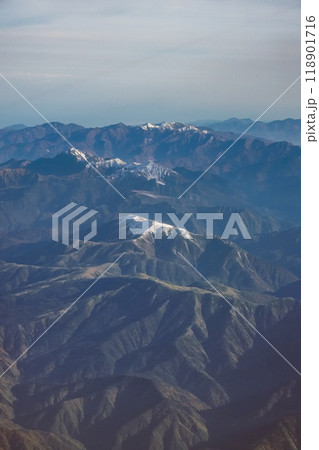 北アルプスを空撮 羽田空港から小松空港へのフライト 北アルプスを空撮 羽田空港から小松空港へのフライト 118901716