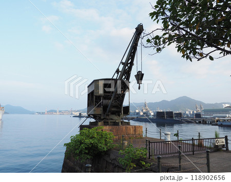 広島県呉市「アレイからすこじま」からの海上自衛隊の潜水艦や護衛艦 広島県呉市「アレイからすこじま」からの海上自衛隊の潜水艦や護衛艦 118902656