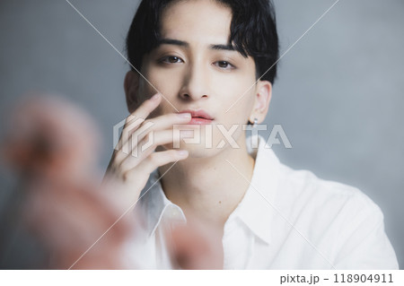 メンズビューティイメージ 118904911