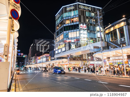京都　夜の河原町 118904987