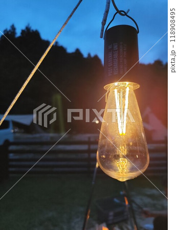 ランタンのある風景 118908495