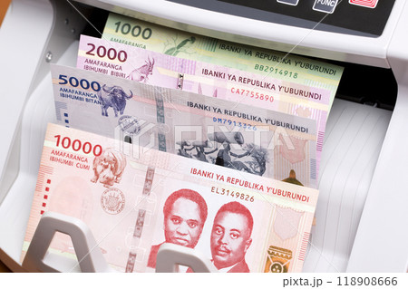 Burundian Franc in the counting machine 118908666