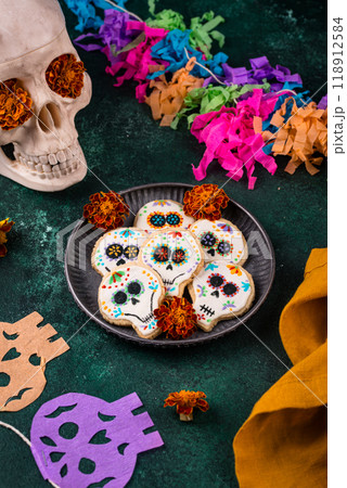 Mexican Halloween Dia de los Muertos Mexican Halloween Dia de los Muertos 118912584