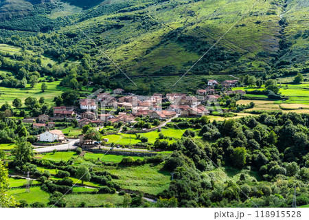 Scenic view of Tudanca, a traditional small village in Cantabria in Saja-Nansa region. 118915528