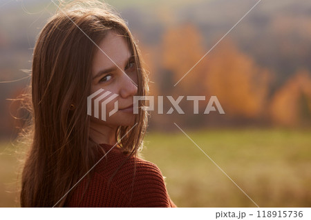 girl enjoying warm autumn in the park, hello autumn, autumn mood girl enjoying warm autumn in the park, hello autumn, autumn mood 118915736