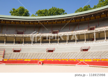 Plaza de Toros de Pamplona view, Pampeluna, Spain 118915998
