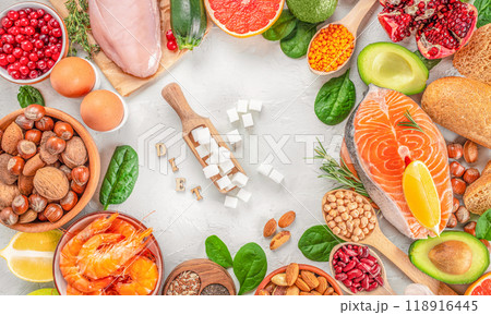 Food with foods high in vitamins, minerals, antioxidants, smart carbohydrates, Diabetic sugar free diet, top view Food with foods high in vitamins, minerals, antioxidants, smart carbohydrates, Diabetic sugar free diet, top view 118916445