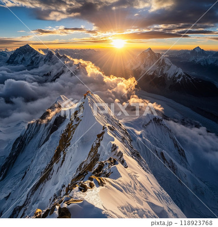 朝日に照らされる北大雪の山並み 朝日に照らされる北大雪の山並み 118923768