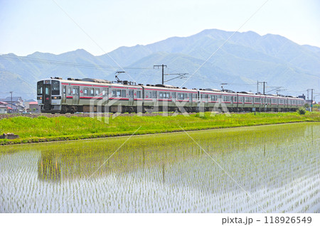 磐越西線 猪苗代ー扇島 JR東日本 719系 H-15+H-10+H-12編成(郡山) 磐越西線 猪苗代ー扇島 JR東日本 719系 H-15+H-10+H-12編成(郡山) 118926549
