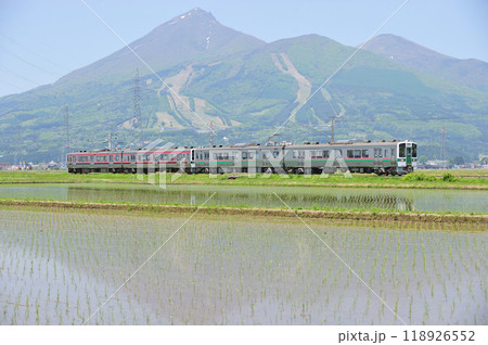 磐越西線　猪苗代ー川桁　JR東日本　719系　H-17+H-13編成（仙台） 118926552