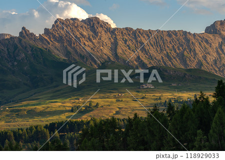 Beautiful mountain range in Alpe Di Suisi, Dolomites 118929033