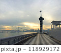 夕暮れのレインボーブリッジ 118929172